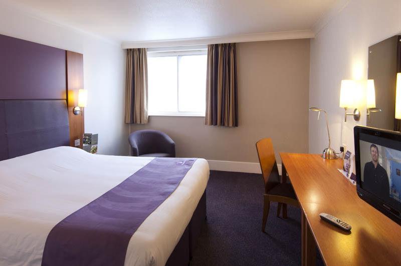 Premier Inn Ashby De La Zouch Bagian luar foto
